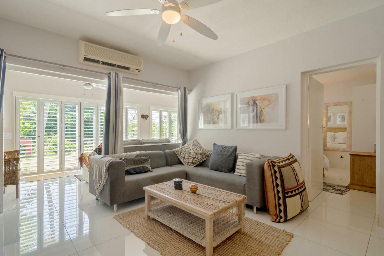 4 The Bridge Apartment St. Lucia Exterior photo