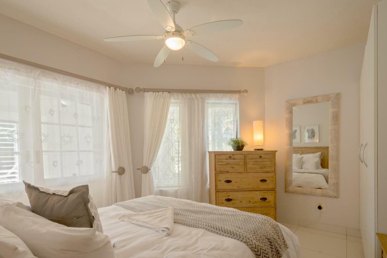 4 The Bridge Apartment St. Lucia Exterior photo